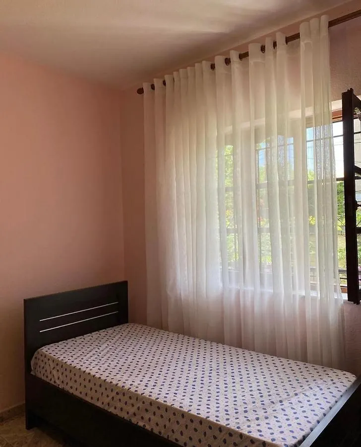 Сasa de vacaciones Roeli'S Guest House Pogradec
