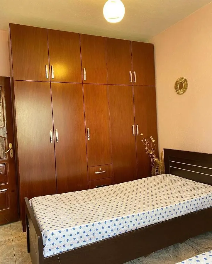 Roeli'S Guest House Pogradec